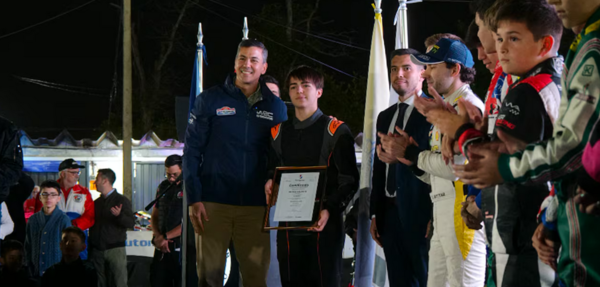 Embajador de la Marca País es un joven piloto - ADN Digital