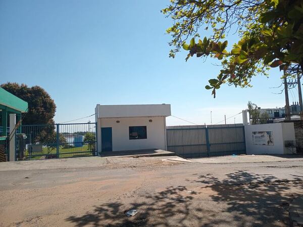 Denuncia polución de astillero en Ita Pytã Punta - Nacionales - ABC Color