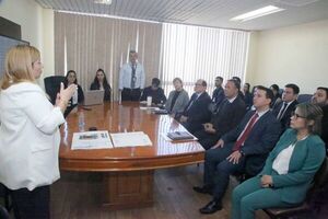 Mesa de trabajo para la Implementación de la herramienta digital en los Concursos N° 04 al 09/2025, correspondientes a la Circunscripción Judicial de Paraguarí