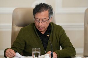 Petro preocupó a sus seguidores por su estado de salud y avisó que se vendrán unas "vacaciones largas"