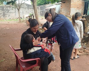 Jornada de vacunación intensifica prevención del sarampión en Presidente Franco - ADN Digital