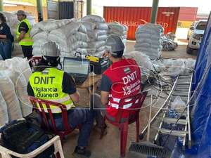 Cocaína en puerto de Villeta: aún no logran cuantificar la carga - Policiales - ABC Color