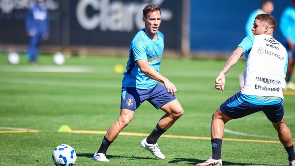 Arthur Melo vuelve al Gremio