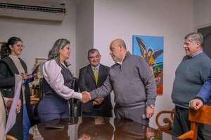 Interventor dejó una deuda de casi G. 30.000 millones en la Municipalidad de Ciudad del Este - ABC en el Este - ABC Color