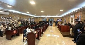 La Nación / CDE: Prietistas avalan G. 20 mil millones y temen uso electoral