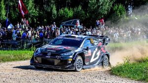 El WRC transforma el sur de Paraguay en una verdadera fiesta del automovilismo - Amigo Camionero
