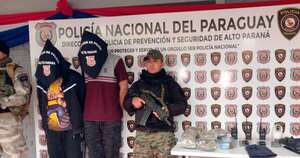 La Nación / Ante posibles atracos, allanan dos casas y detienen a dos hombres