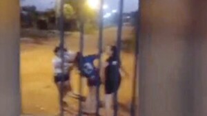 Nena de 14 años es agredida por una banda de mujeres mayores