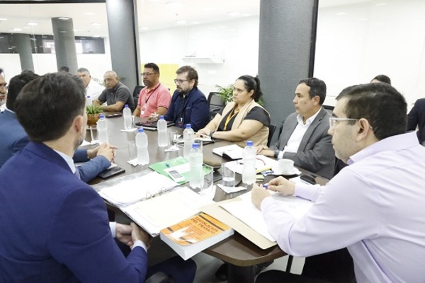 Reunión tripartita entre choferes y Transporte entra en cuarto intermedio; diálogo seguirá el lunes