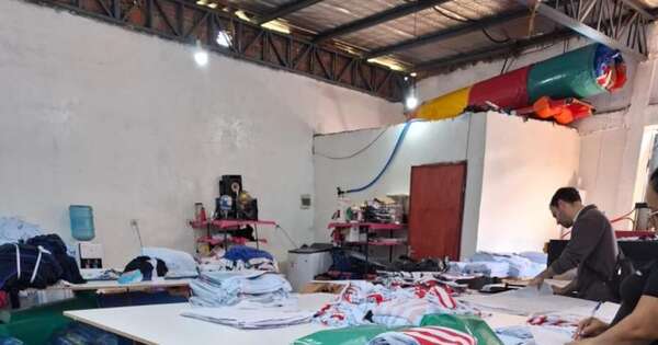 Diario HOY | CDE: allanan fábrica clandestina e incautan más de 1.000 remeras falsificadas