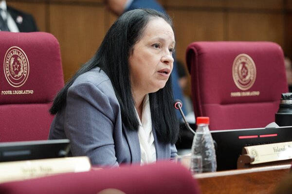 Yolanda Paredes acusa a Alfonso Noria de incurrir en uso indebido de influencias
