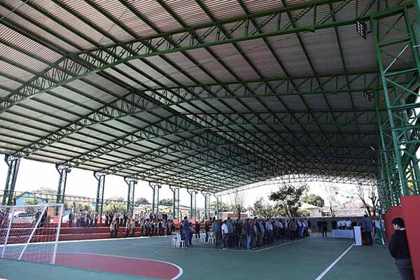 Gobernador lidera jornada de inauguraciones en Raúl Peña, Naranjal y San Cristóbal | DIARIO PRIMERA PLANA