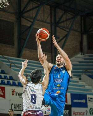 Liga de Baloncesto: Sábado de Clausura - Polideportivo - ABC Color