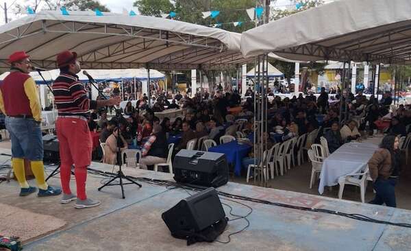 Festival en la plaza Libertad - Aniversario Mariano Roque Alonso 2025 - ABC Color