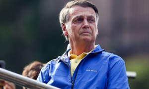 “No quiere alimentarse”: Bolsonaro atraviesa crisis de salud en prisión domiciliaria - OviedoPress