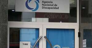 La Nación / Allanan oficinas en Argentina por presuntos sobornos en agencia de discapacidad