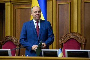 Asesinan a balazos a expresidente del Parlamento ucraniano Andriy Parubiy