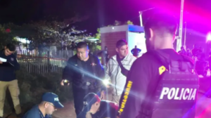 Tiroteo dentro de un vehículo deja un muerto y dos heridos en Concepción