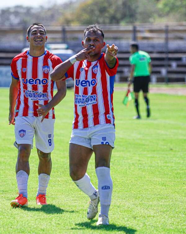 Encarnación triunfa tras desventaja de tres goles - Fútbol de Intermedia - ABC Color