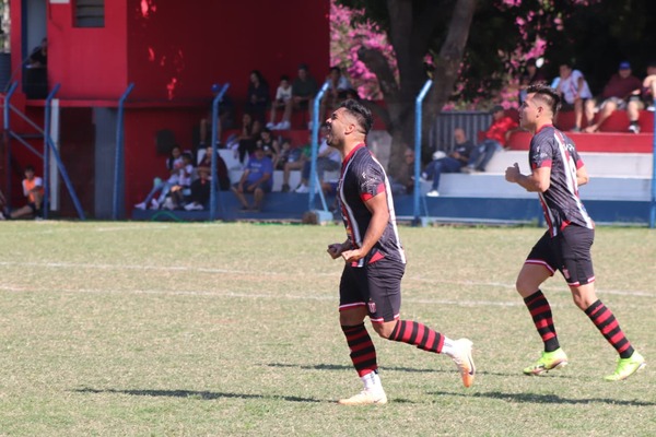 Sportivo Limpeño sumó de a tres en el Rubén Ramírez