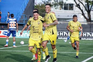 Recoleta FC derrotó a 2 de Mayo y ganó luego de seis partidos