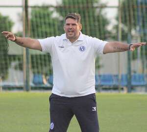 El desesperado Sol de América cambia de timón - Fútbol de Intermedia - ABC Color