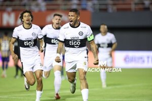 Versus / Con el sello de la leyenda: Olimpia revive en el regreso de Éver Almeida