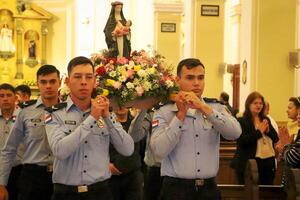 Emotivo Día de la Policía en Luque •