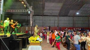 Gran concurrencia de gente en la 18ª edición del Festival del Quebracho en Puerto Casado