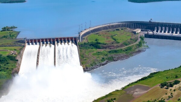 Insisten en crear fondo de USD 2.000 millones en la Itaipú