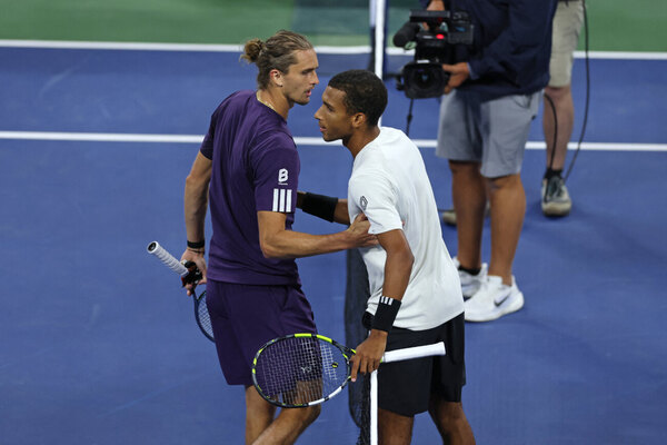 Versus / Zverev, número tres mundial, eliminado en tercera ronda del US Open