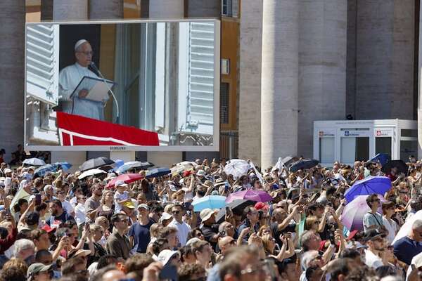 El papa pide que termine “la pandemia de las armas que infecta nuestro mundo” - Mundo - ABC Color