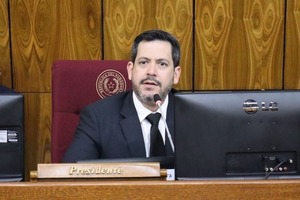 Latorre promete apoyo del Gobierno a Asunción, pero alerta sobre la crisis financiera - ADN Digital