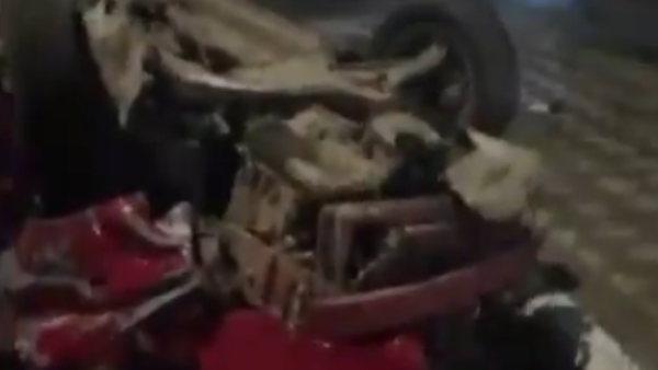 Conductor sufre heridas al desviar a un peatón y volcar su vehículo sobre Mariscal López