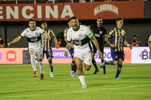 Debut con victoria para Almeida en Olimpia | Unicanal