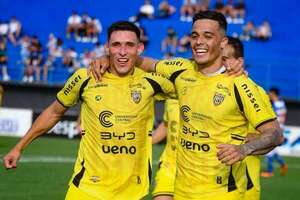 Brahian Vidal demuestra su faceta goleadora - Deportivo Recoleta - ABC Color
