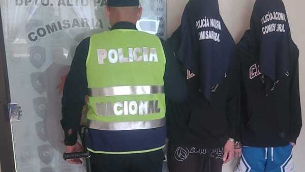 Caen dos personas que intentaron vender cuatriciclo robado a su propio dueño
