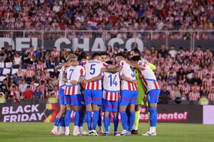 La Albirroja presenta su convocatoria para dos citas claves
