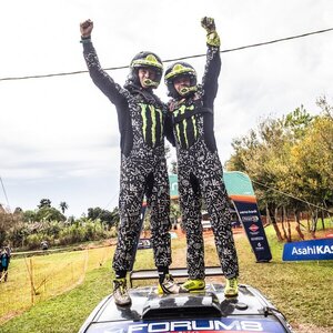 Solberg domina la WRC2 plagada de paraguayos en el top ten - La Tribuna