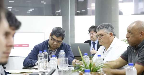 Diario HOY | Diálogo con choferes se reanuda hoy: buscarán evitar la huelga de 2 días