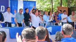 Liberales cuestionan presencia de Kattya González y Raúl Benítez en acto opositor en Coronel Oviedo
