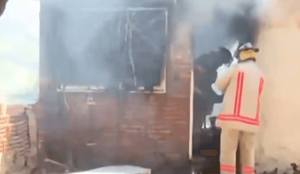 Pelea de hermanos terminó en un incendio en la ciudad de Lambaré - Noticiero Paraguay