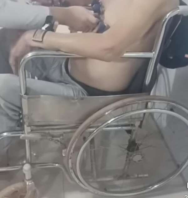 Paciente esperó varias horas en silla de ruedas por falta de cama y especialista - ABC en el Este - ABC Color