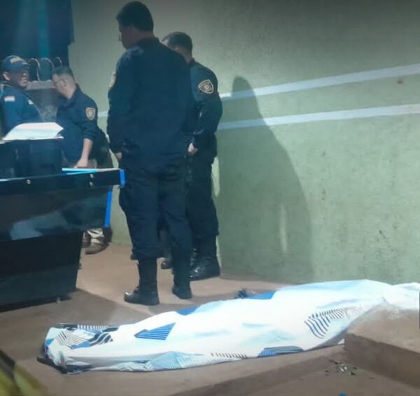Popular / Liquidan a tiros a un hombre en una bodega