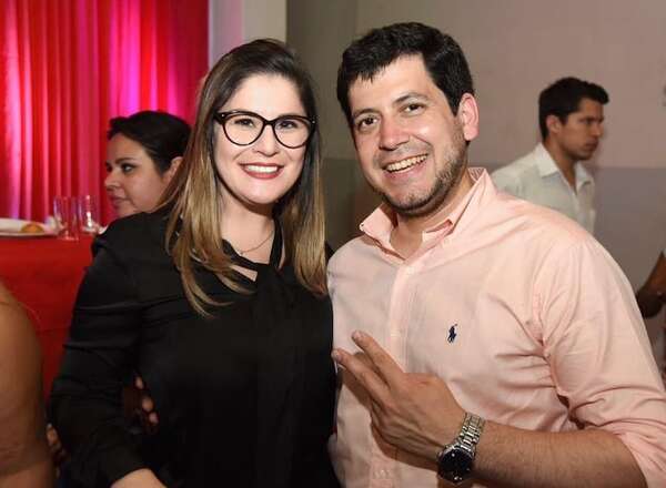 ¿Quién es Karina Acuña? La concejala suplente de Luis Bello en Asunción - Nacionales - ABC Color