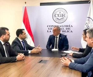 Intendente de Asunción se reúne con Contraloría para fortalecer controles - ADN Digital