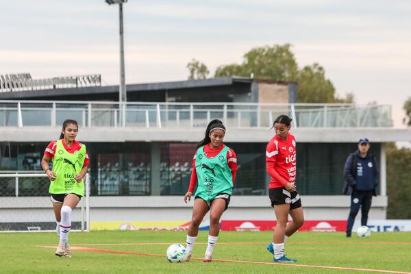 Lunes de doble turno para la Sub 20
