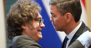Peña recibirá a un Milei golpeado por el escándalo de las coimas con una "sesión de honor" en el Congreso