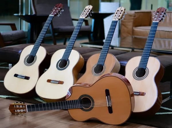 Se inaugura la muestra "La guitarra, instrumento de la Guarania"