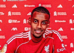 Versus / Liverpool ficha al sueco Isak en un traspaso considerado récord en Inglaterra